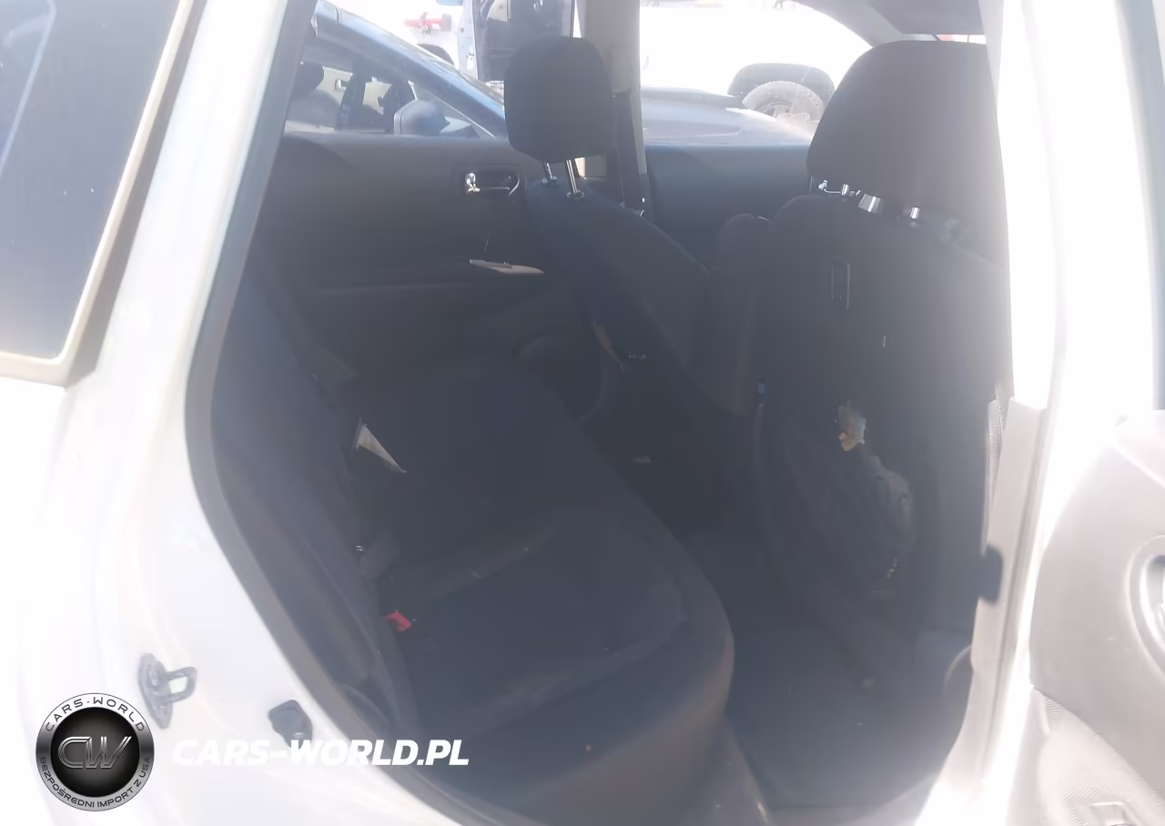 2015 Nissan Rogue Select S VIN:JN8AS5MT0FW658055 - 8