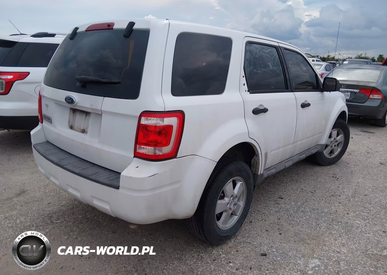 2009 Ford Escape Xls-Xls Manual VIN:1FMCU02769KB19244 - 4