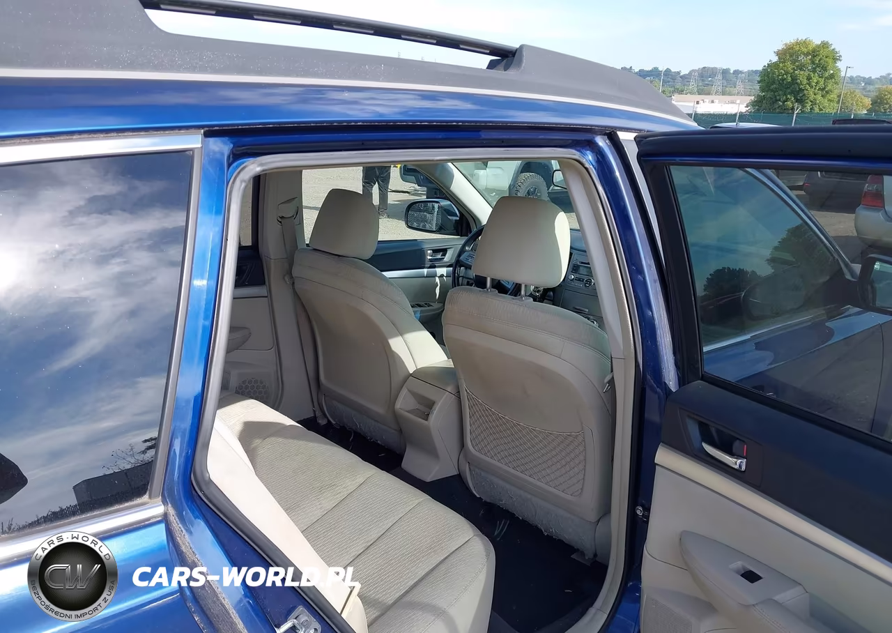 2010 Subaru Outback 2.5I Premium VIN:4S4BRBCC3A3352808 - 8