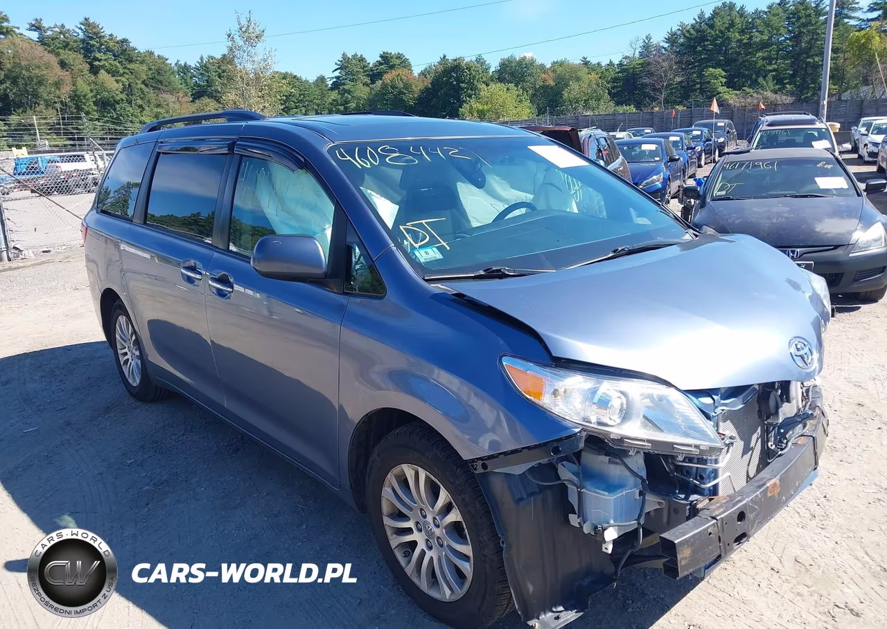 2016 Toyota Sienna Xle 8 Passenger VIN:5TDYK3DC2GS739266 - 1