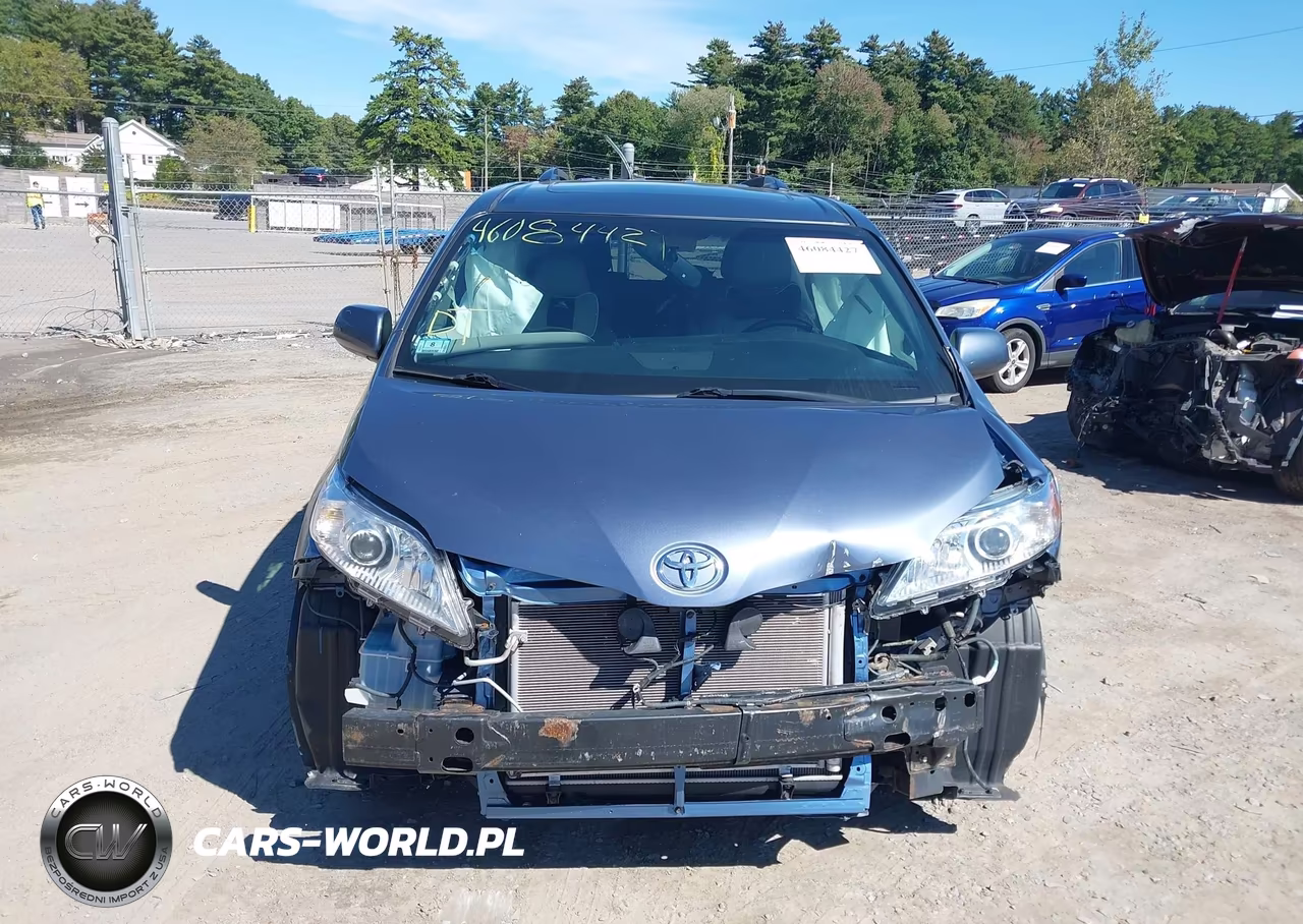 2016 Toyota Sienna Xle 8 Passenger VIN:5TDYK3DC2GS739266 - 13
