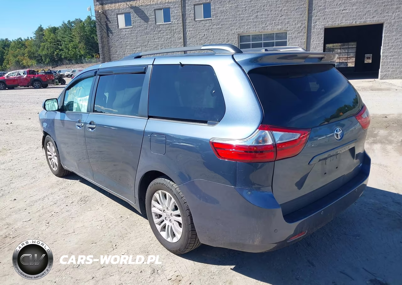 2016 Toyota Sienna Xle 8 Passenger VIN:5TDYK3DC2GS739266 - 3