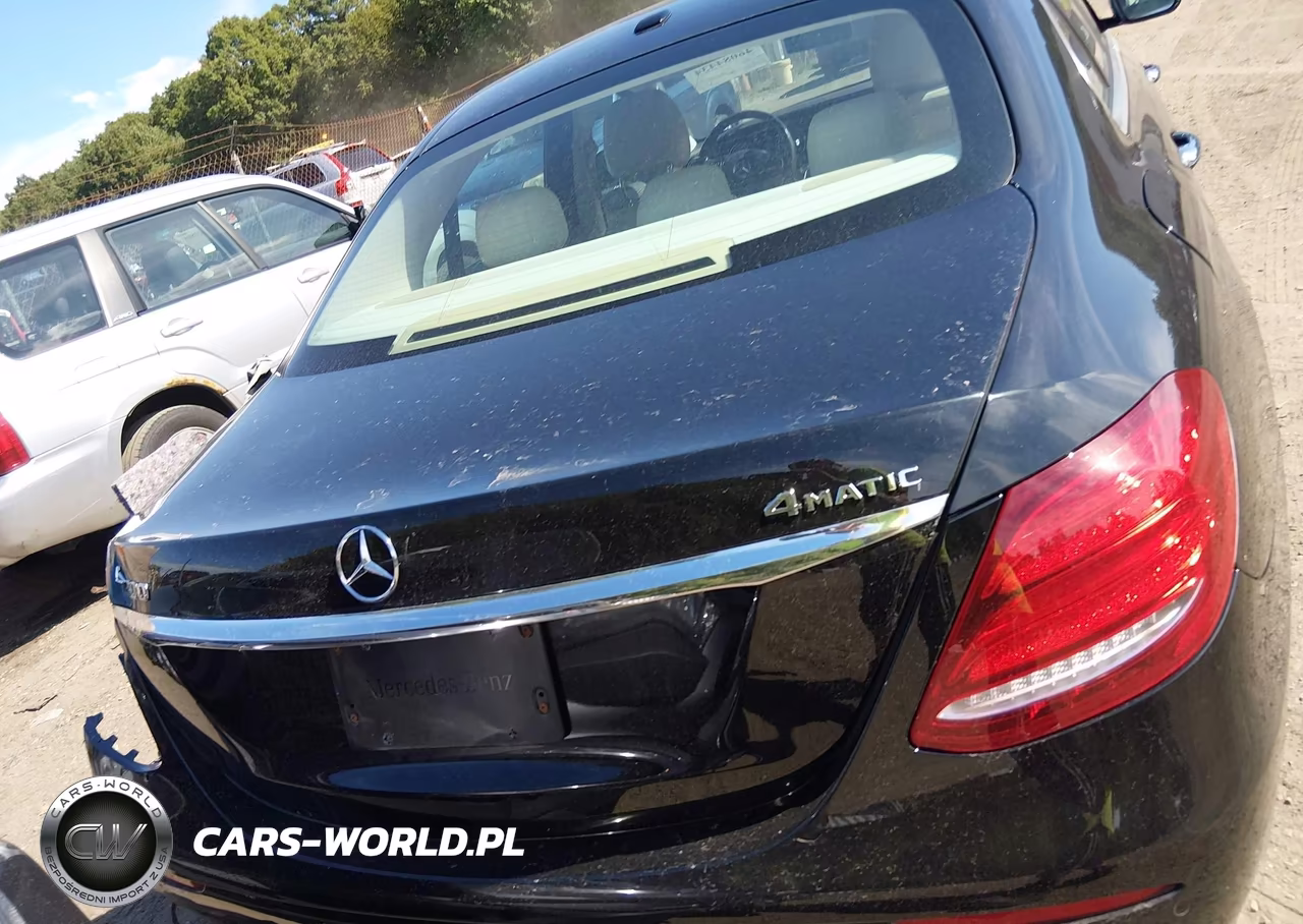 2018 Mercedes-Benz E 300 4Matic VIN:WDDZF4KB0JA306872 - 16