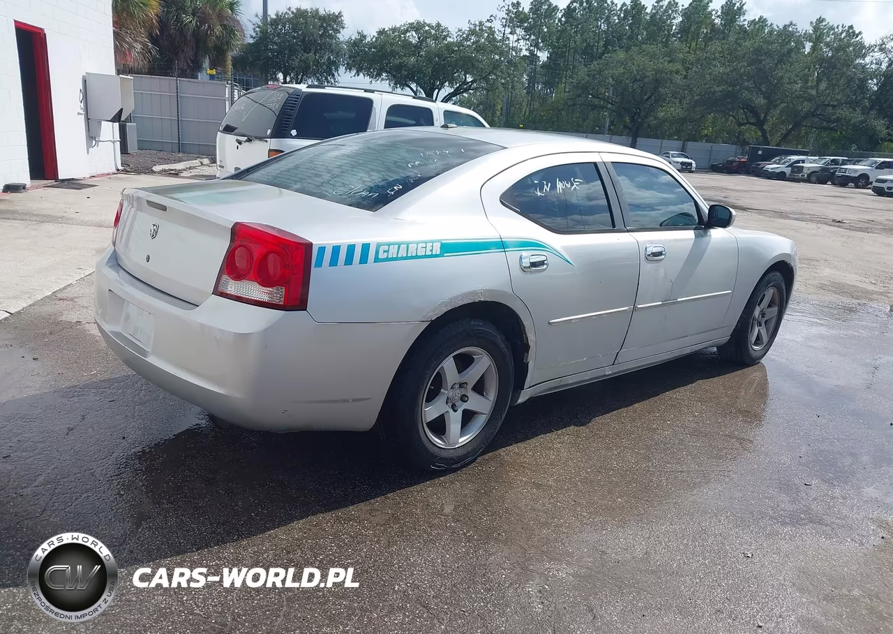 2010 Dodge Charger Sxt VIN:2B3CA3CV5AH107921 - 4