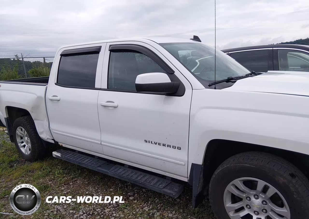 2017 Chevrolet Silverado 1500 1Lt VIN:3GCUKREC9HG130692 - 14