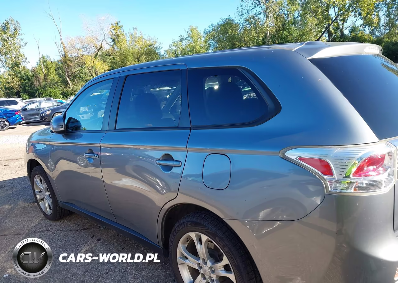 2014 Mitsubishi Outlander Se VIN:JA4AZ3A31EZ012031 - 14
