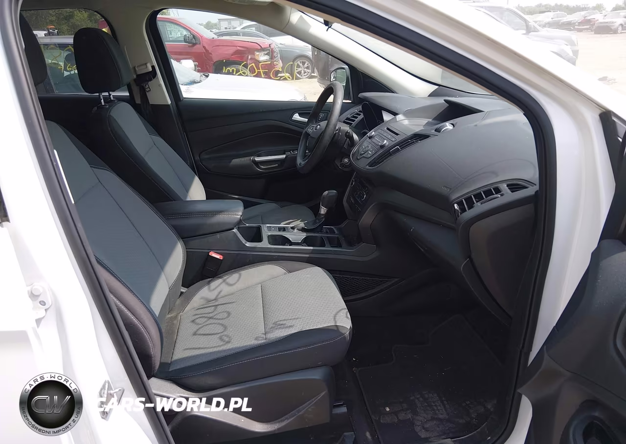 2017 Ford Escape Se VIN:1FMCU0GD2HUC22517 - 5