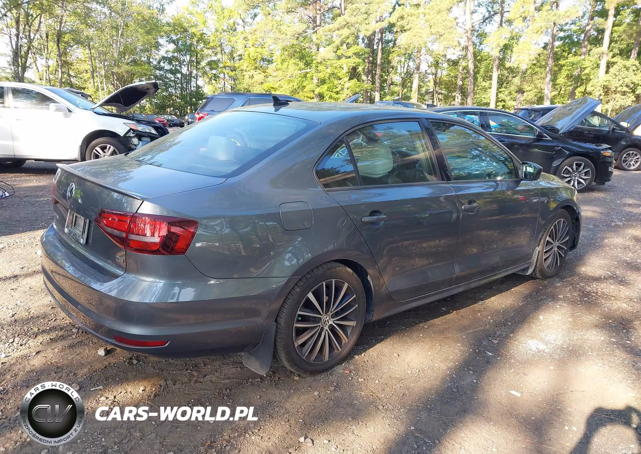 2016 Volkswagen Jetta 1.8T Sport VIN:3VWD17AJXGM298298 - 4