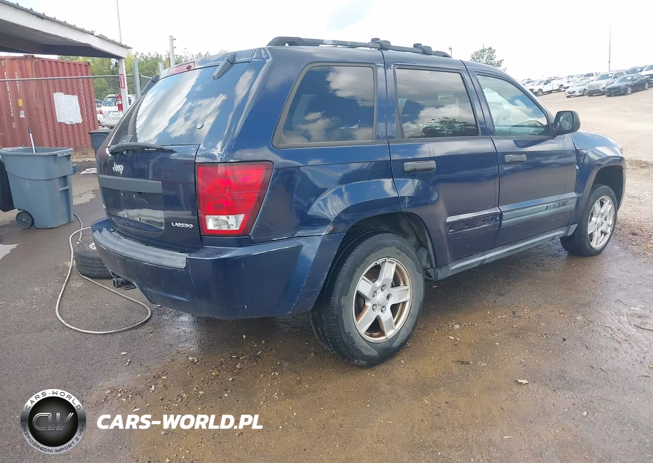 2005 Jeep Grand Cherokee Laredo VIN:1J4GR48K85C620872 - 4