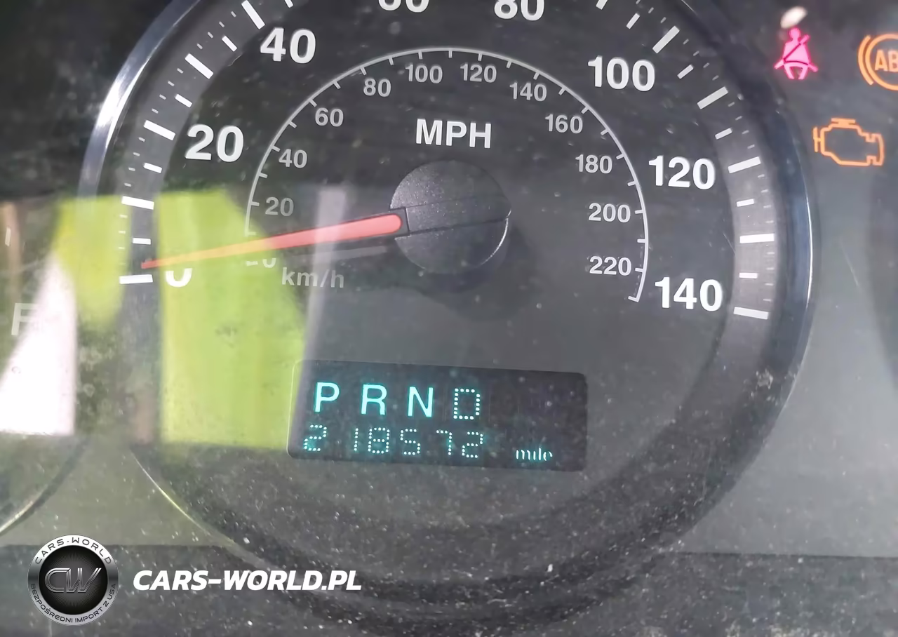 2005 Jeep Grand Cherokee Laredo VIN:1J4GR48K85C620872 - 7