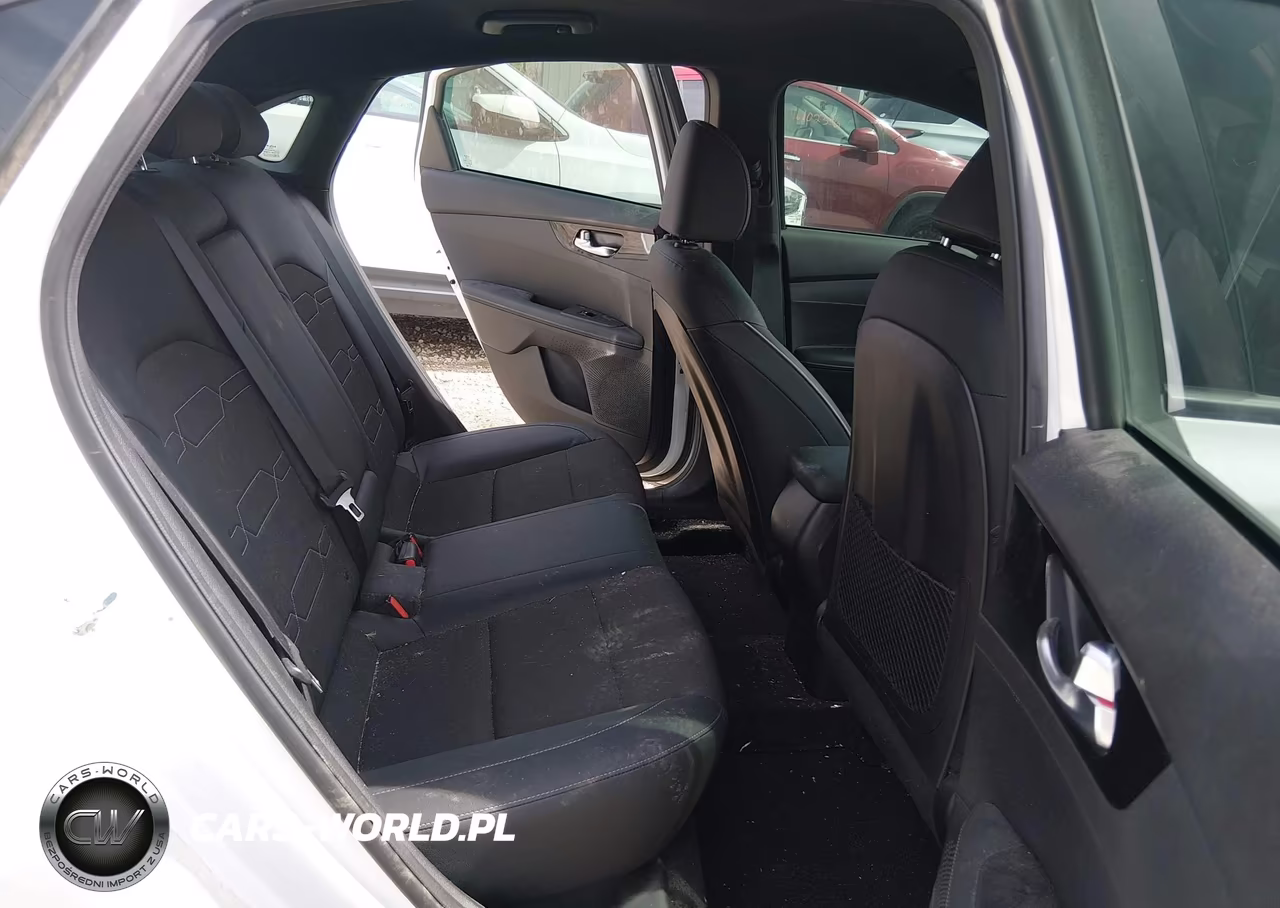 2022 Kia Forte Gt-Line VIN:3KPF54AD4NE430651 - 8