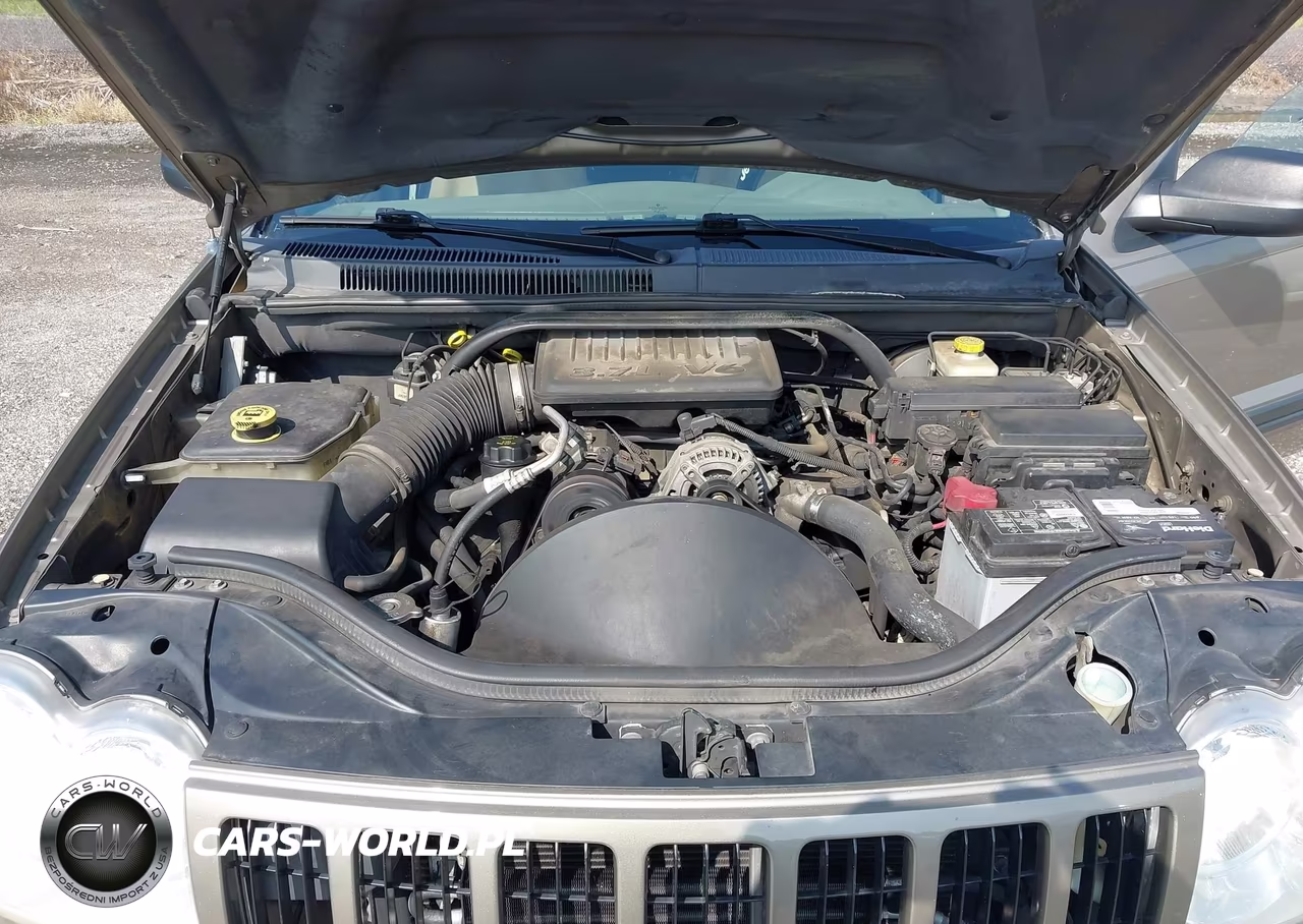 2005 Jeep Grand Cherokee Laredo VIN:1J4GS48K35C567096 - 10