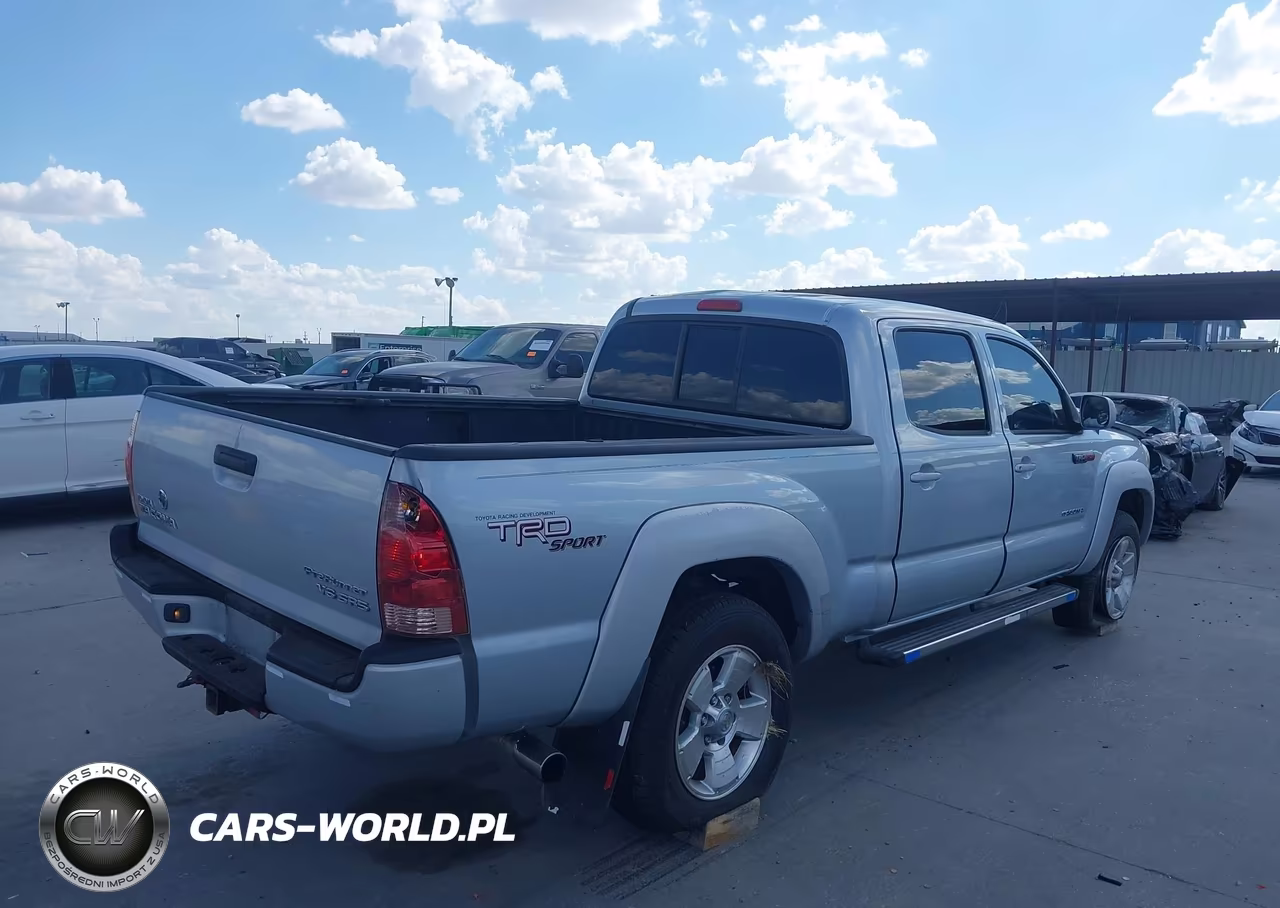 2005 Toyota Tacoma Prerunner V6 VIN:5TEKU72N65Z064386 - 4