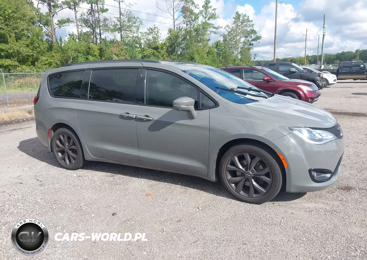 2020 Chrysler Pacifica 35Th Anniversary Limited