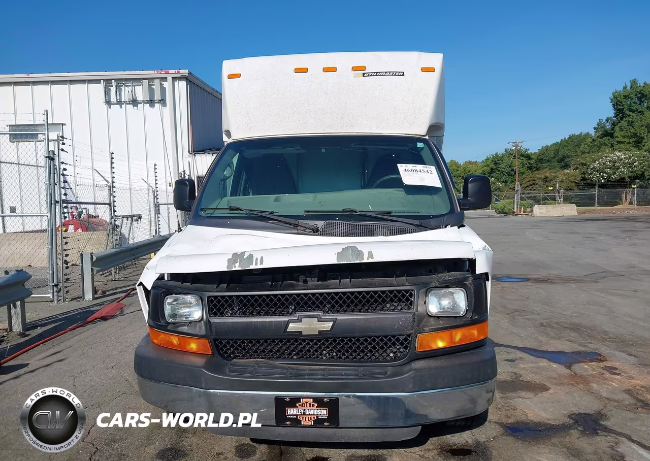 2012 Chevrolet Express Cutaway Work Van VIN:1GB0G2BA8C1129720 - 12