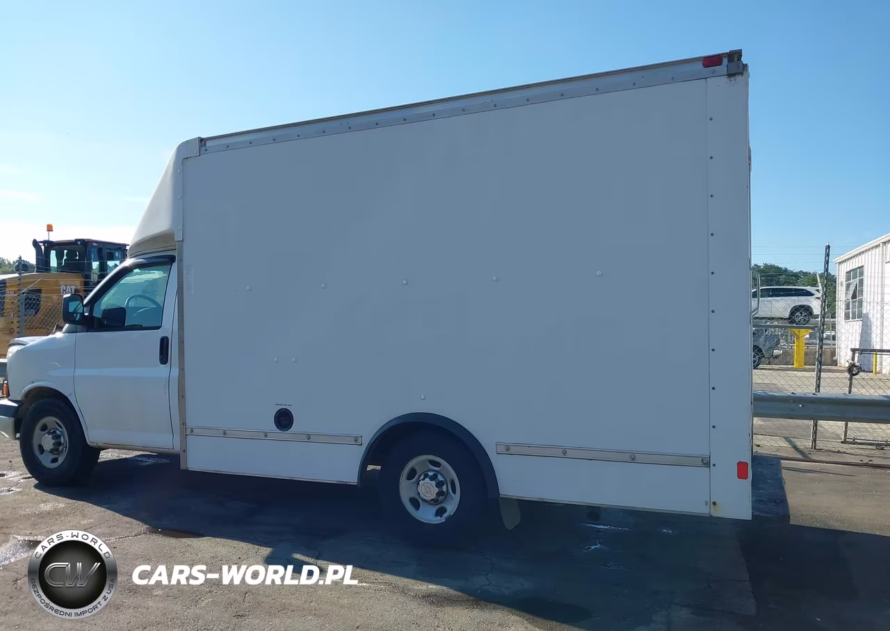 2012 Chevrolet Express Cutaway Work Van VIN:1GB0G2BA8C1129720 - 14