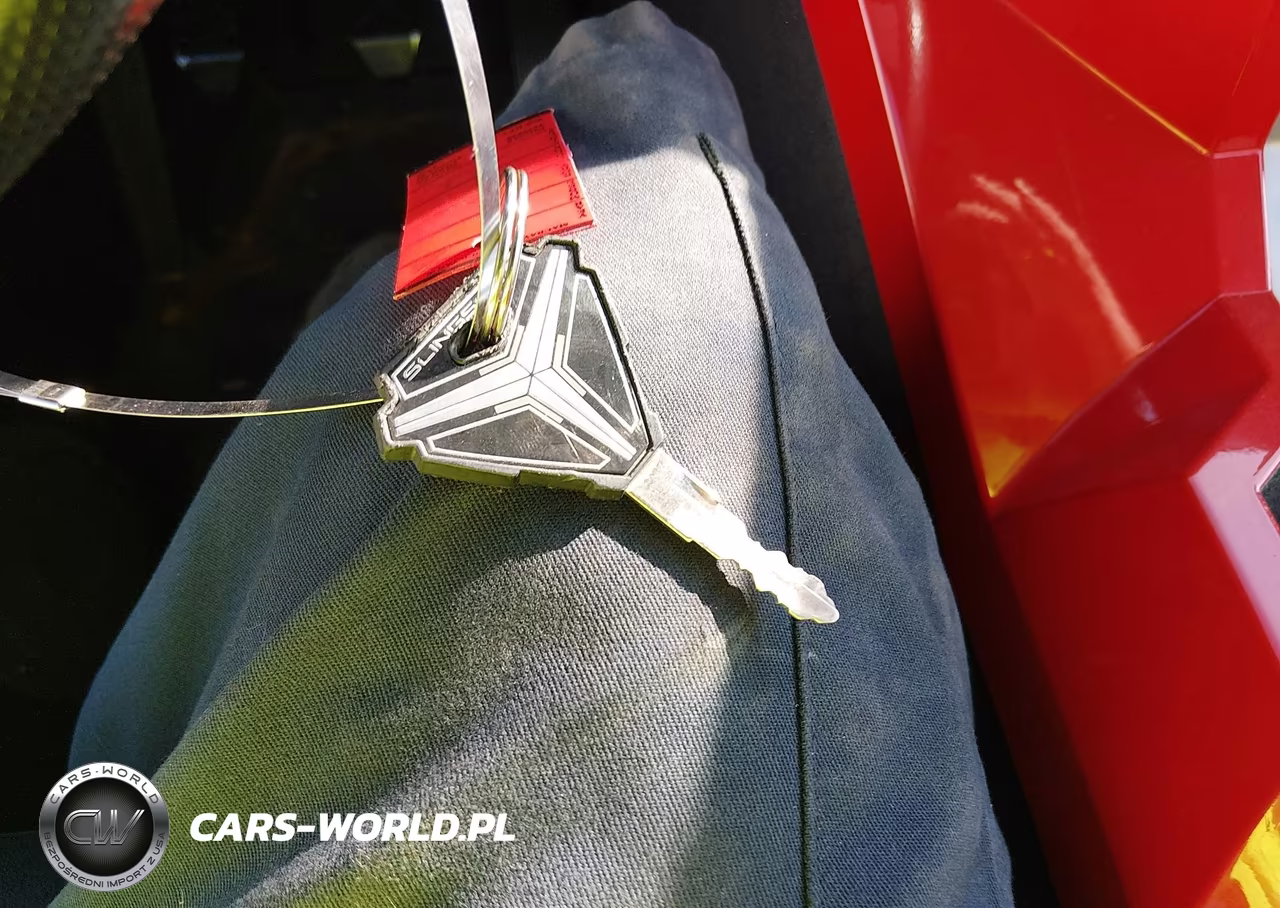 2015 Polaris Slingshot Sl VIN:57XAAPFA5F5103959 - 11