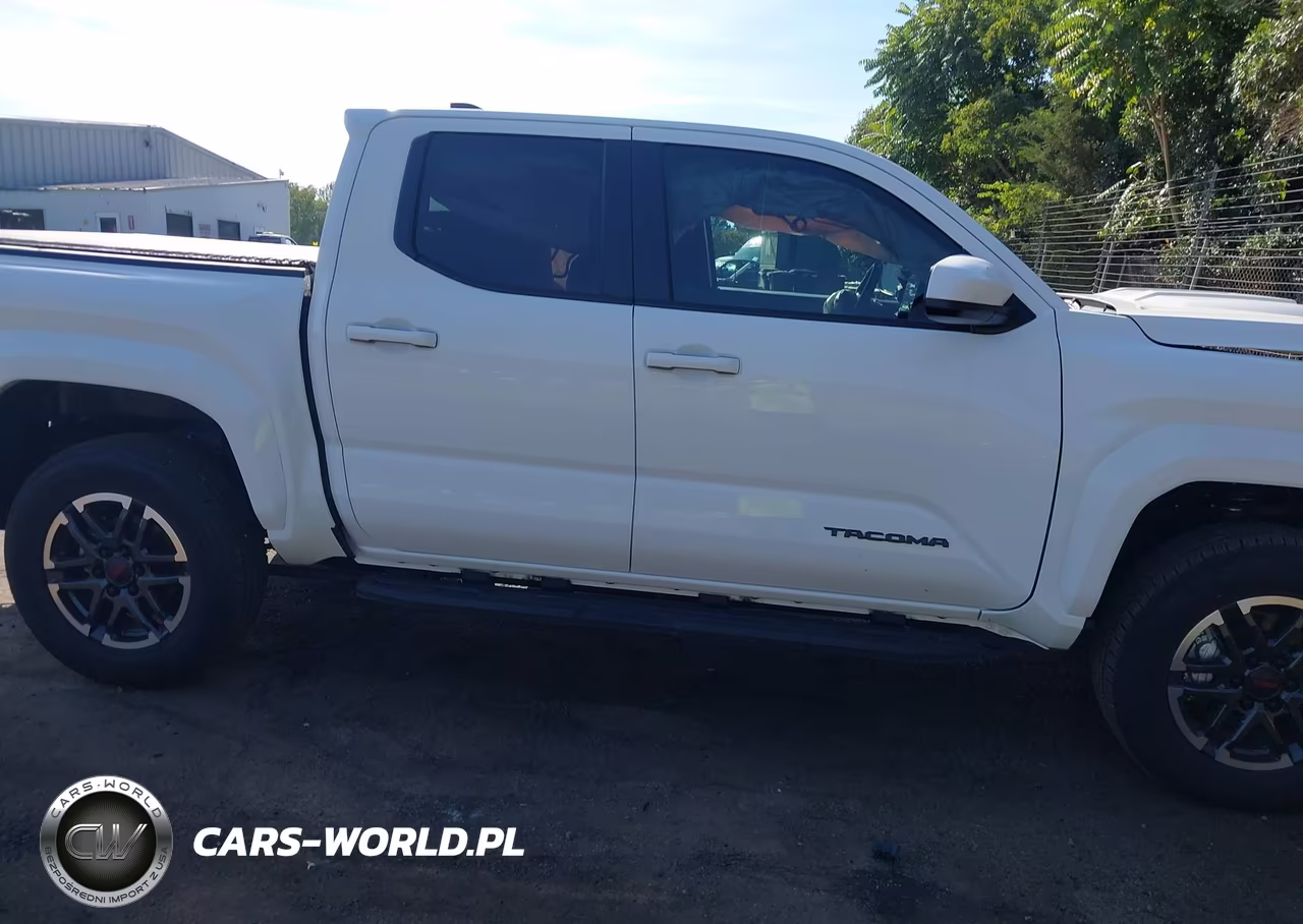 2025 Toyota Tacoma Trd Sport VIN:3TYLB5JN1ST097888 - 13