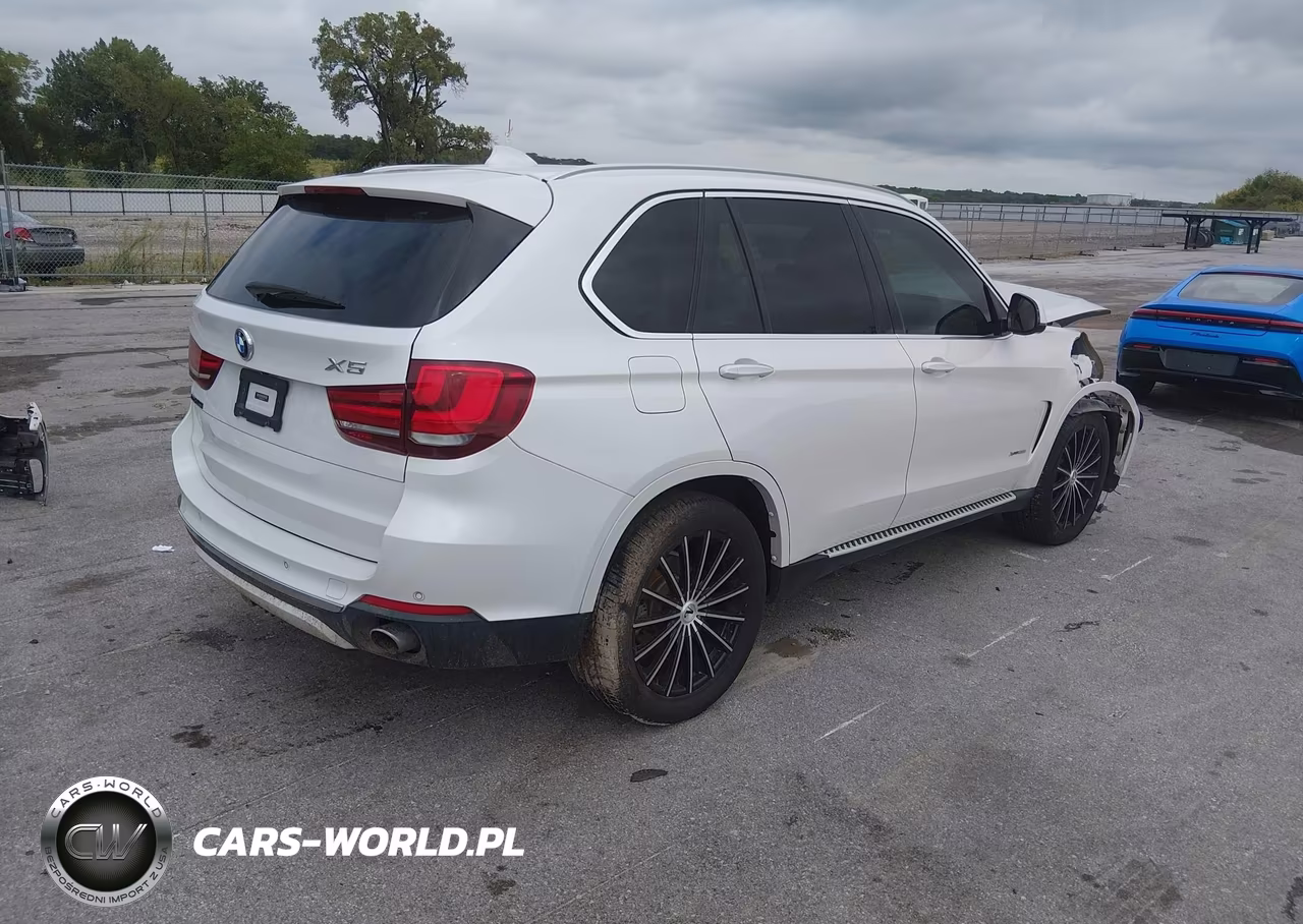 2016 BMW X5 xDrive35I VIN:5UXKR0C5XG0P18928 - 4
