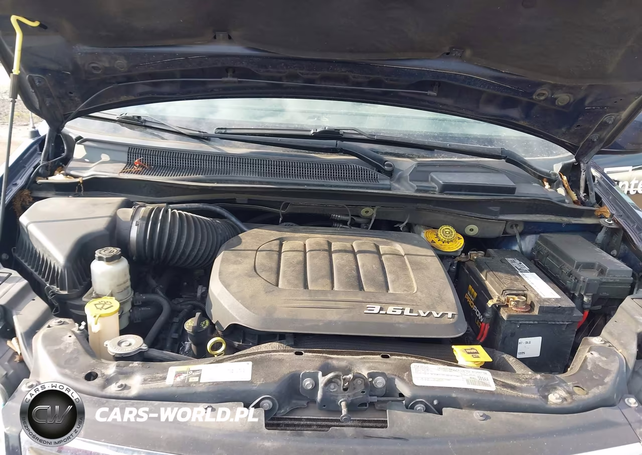 2016 Chrysler Town & Country Touring VIN:2C4RC1BG6GR200105 - 10