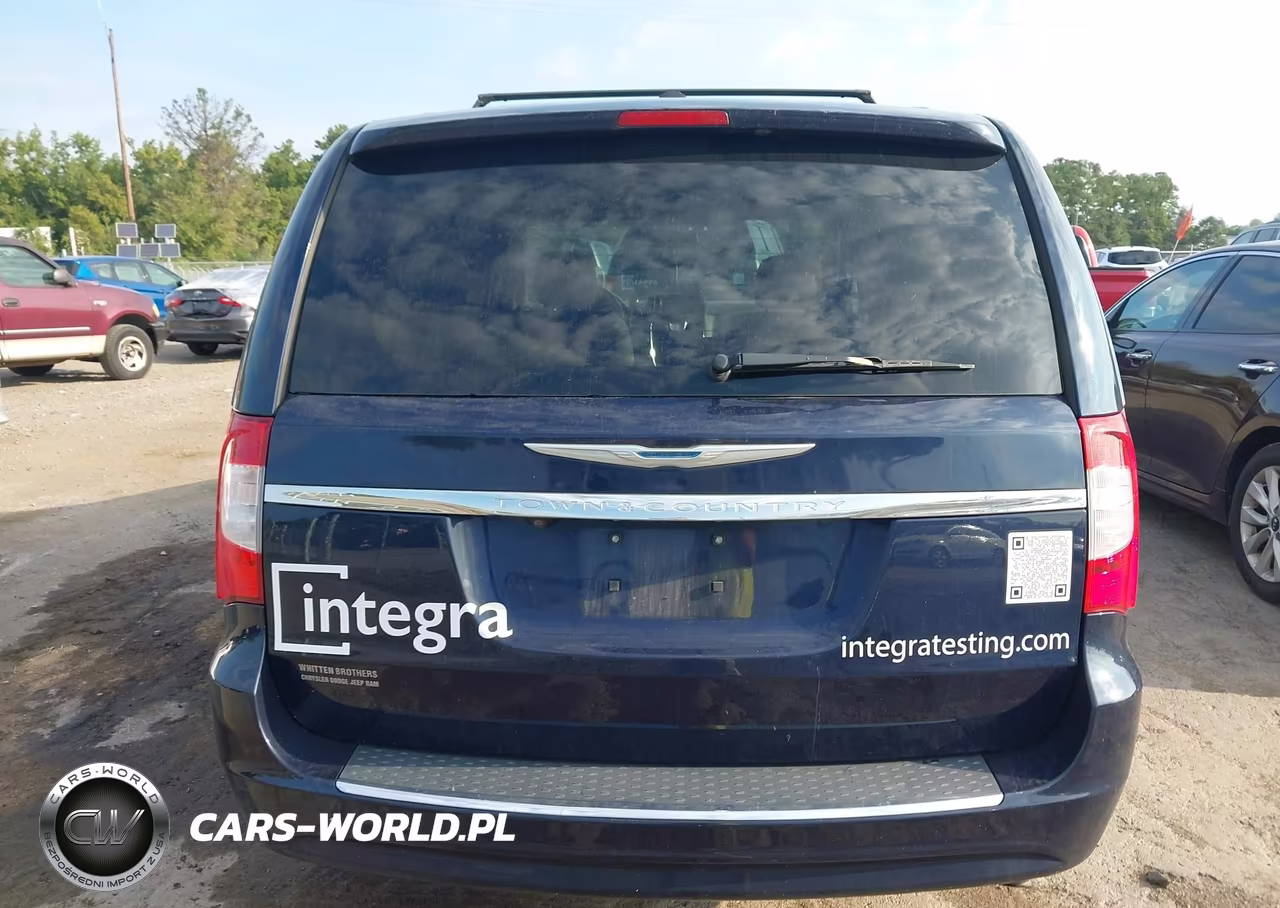 2016 Chrysler Town & Country Touring VIN:2C4RC1BG6GR200105 - 16