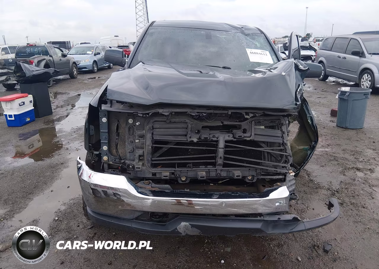 2018 Chevrolet Silverado 1500 1Lt VIN:1GCUKREC1JF221995 - 13
