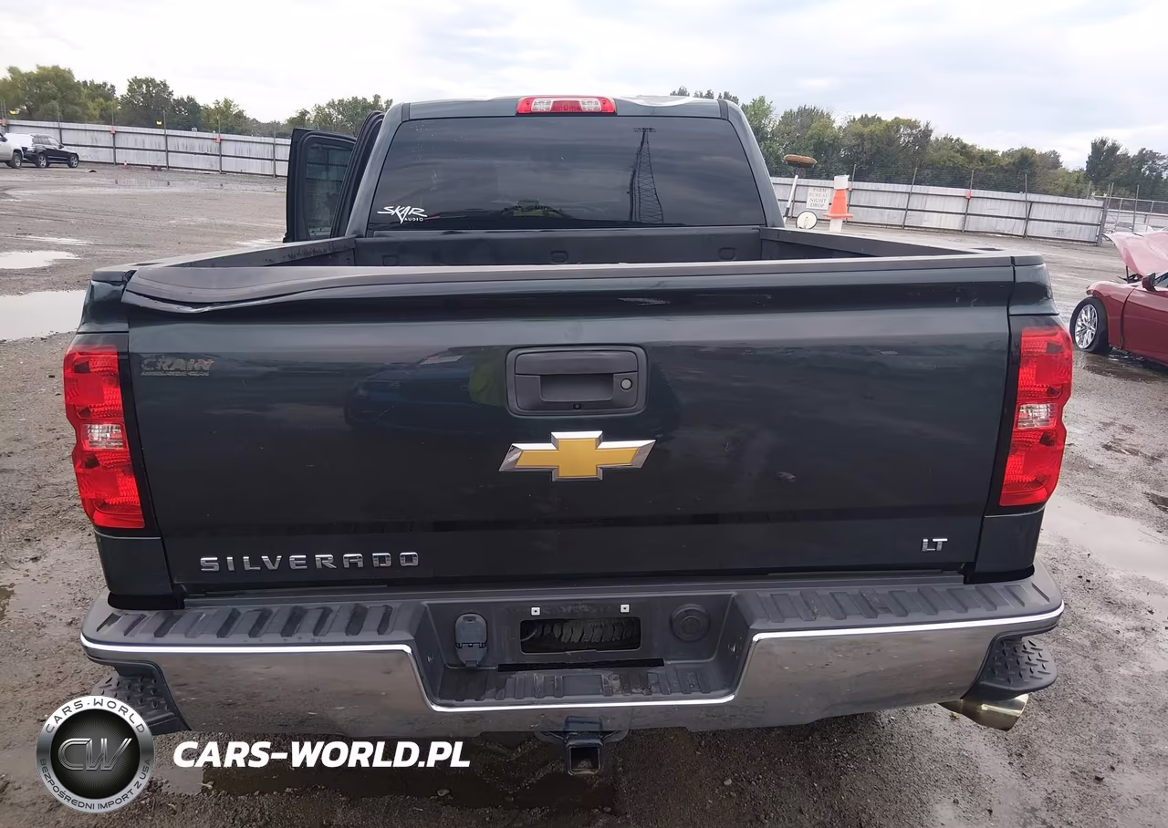 2018 Chevrolet Silverado 1500 1Lt VIN:1GCUKREC1JF221995 - 17