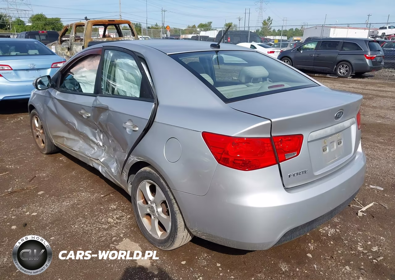 2010 Kia Forte Ex VIN:KNAFU4A2XA5230085 - 3