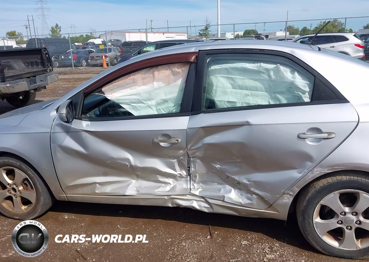 2010 Kia Forte Ex VIN:KNAFU4A2XA5230085 - 6