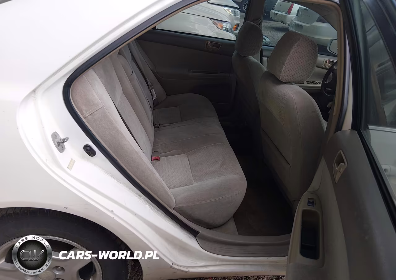 2002 Toyota Camry Le V6 VIN:4T1BF32KX2U034090 - 8