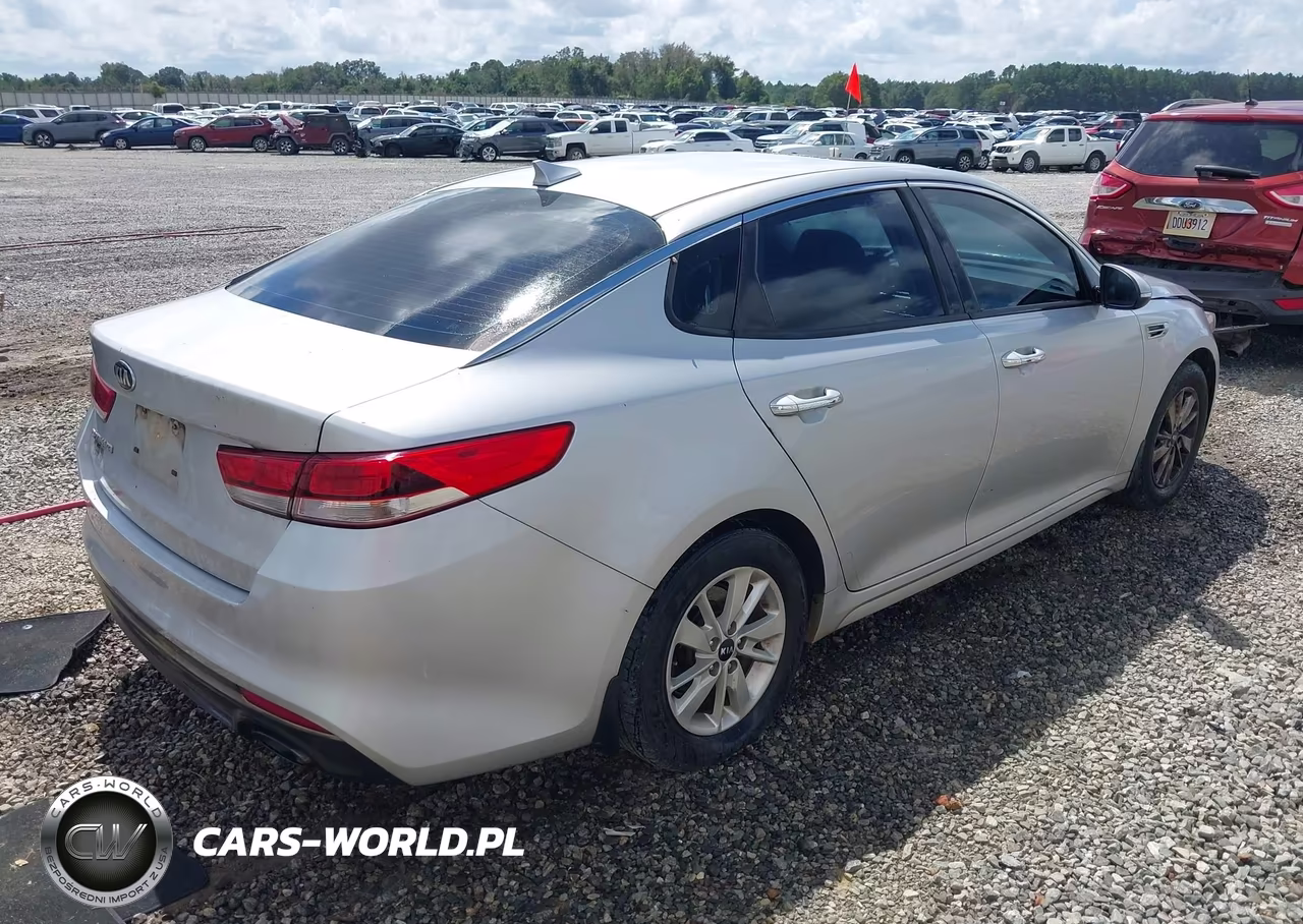 2017 Kia Optima Lx VIN:KNAGT4L32H5149993 - 4