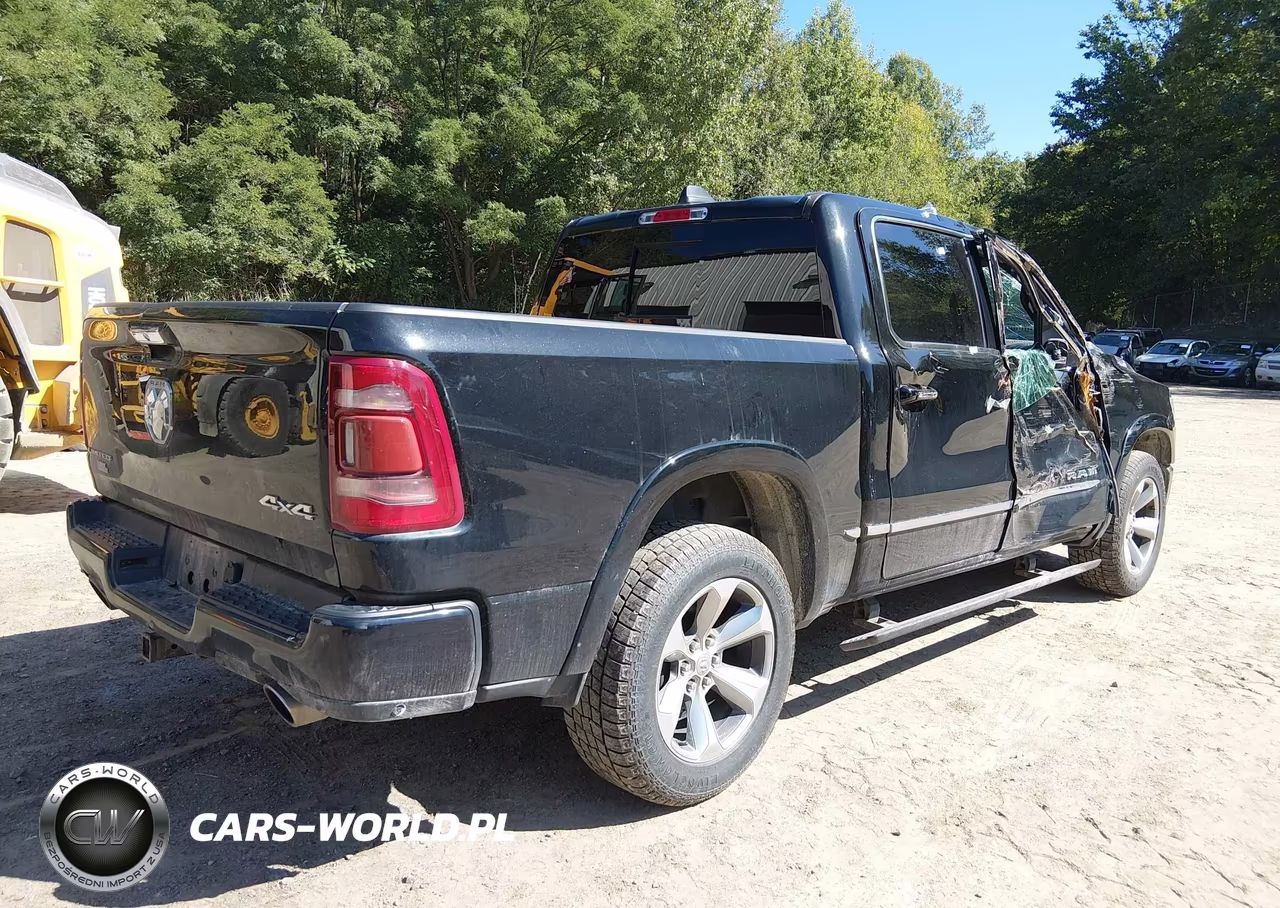2019 Ram 1500 VIN:1C6SRFHT8KN781122 - 4