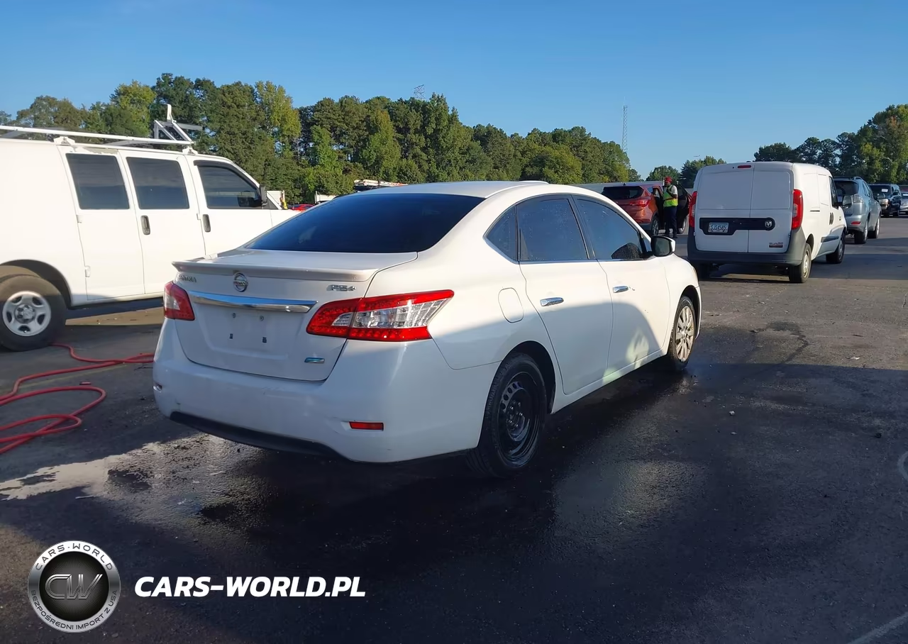 2014 Nissan Sentra Sr VIN:3N1AB7AP9EL641549 - 4