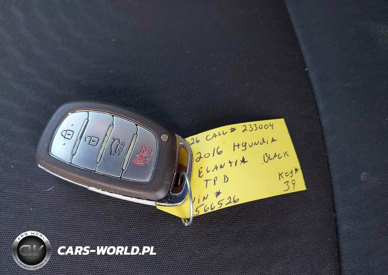 2016 Hyundai Elantra Value Edition VIN:KMHDH4AE2GU566526 - 11