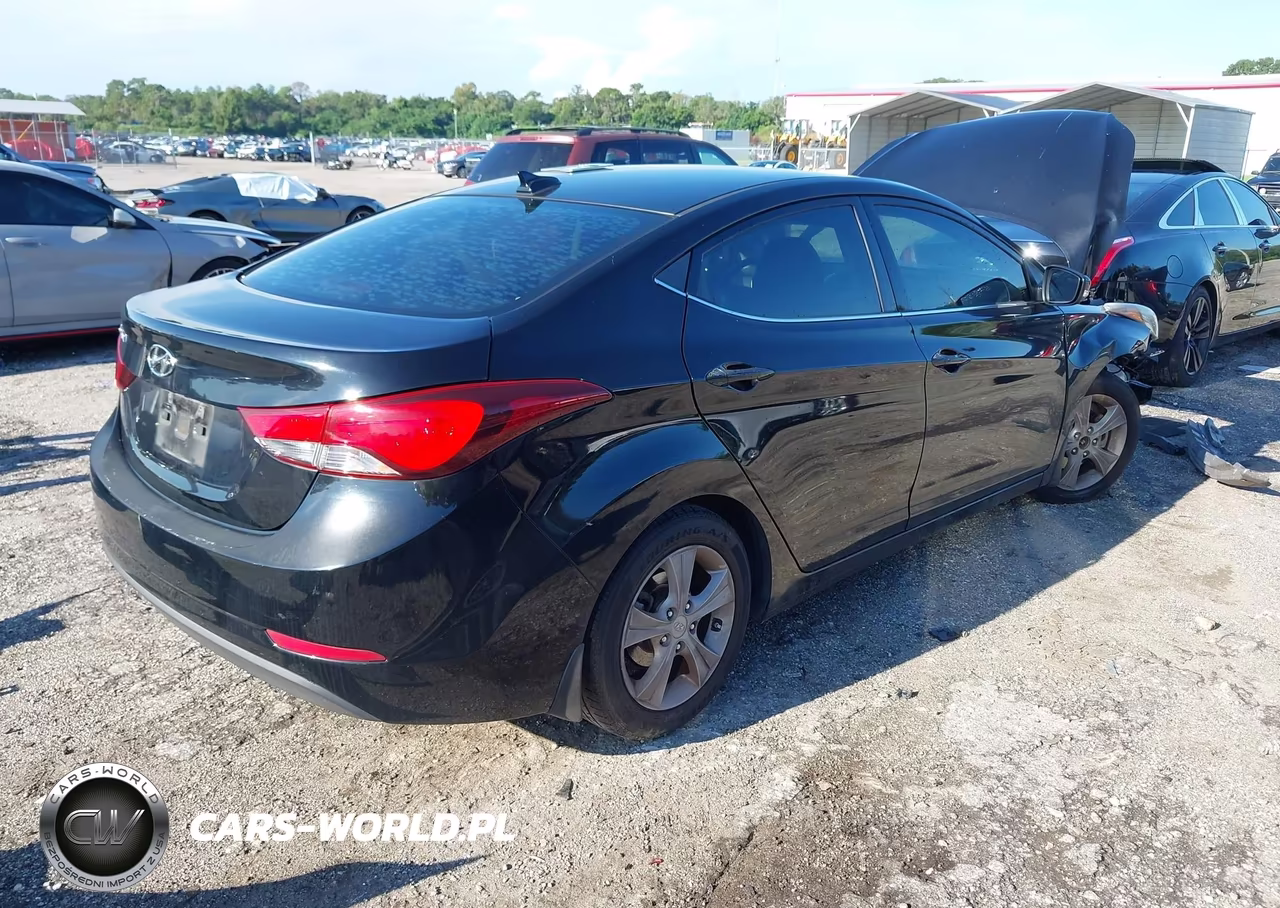 2016 Hyundai Elantra Value Edition VIN:KMHDH4AE2GU566526 - 4