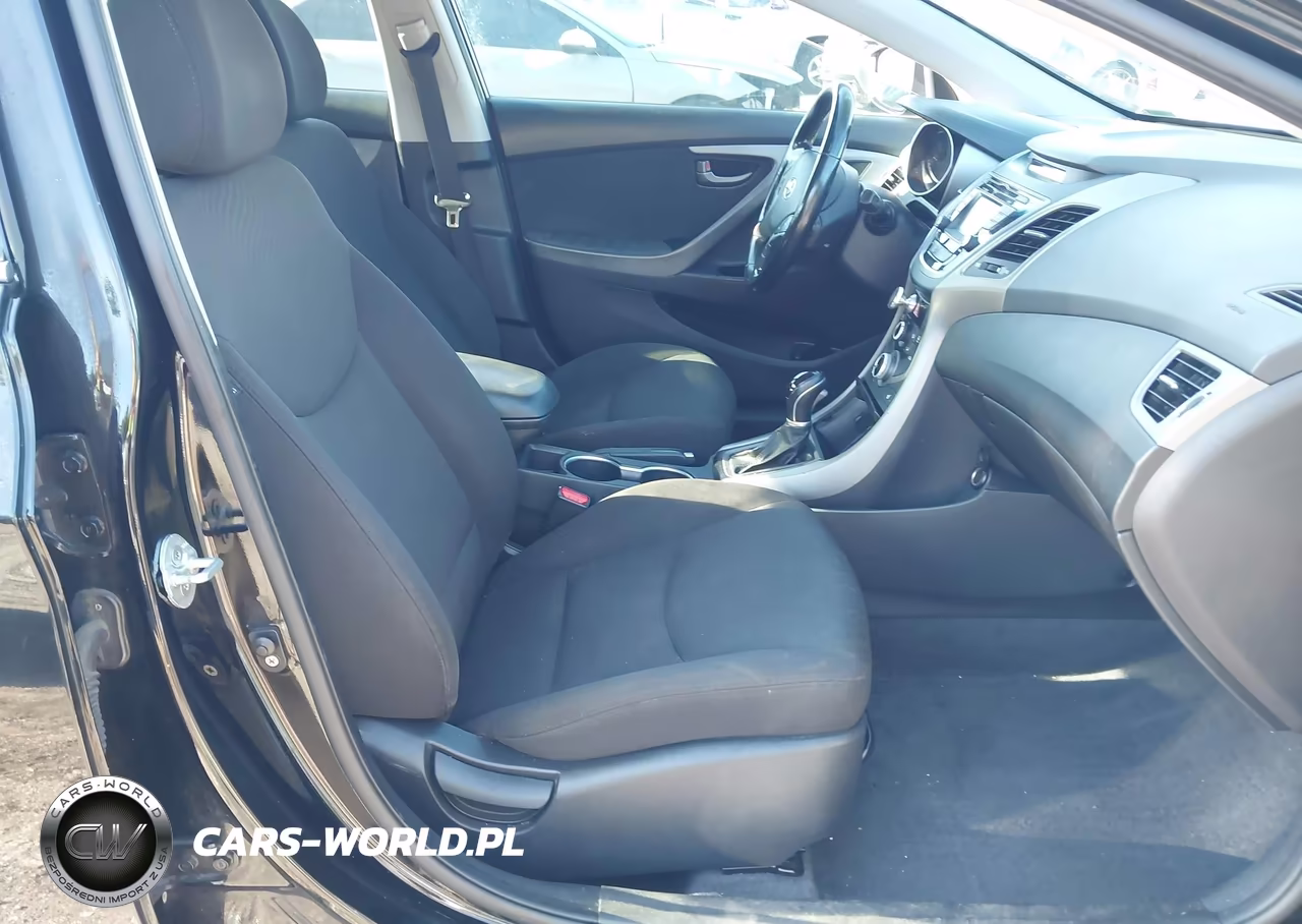 2016 Hyundai Elantra Value Edition VIN:KMHDH4AE2GU566526 - 5
