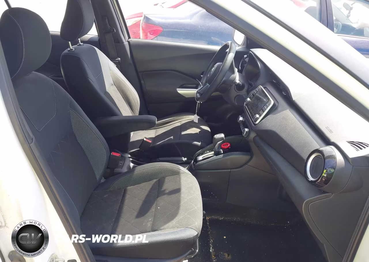 2018 Nissan Kicks Sv VIN:3N1CP5CU3JL534136 - 5