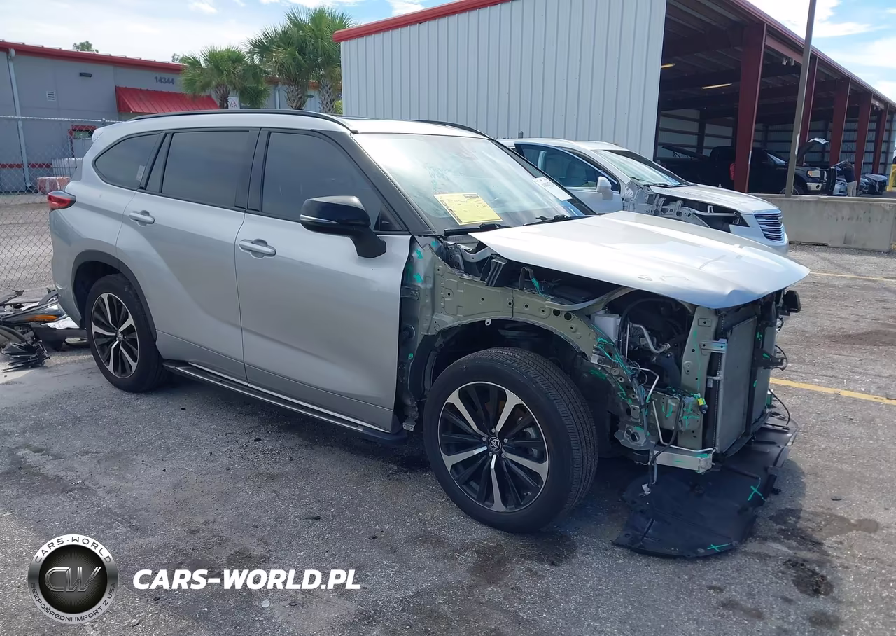 2022 Toyota Highlander Xse