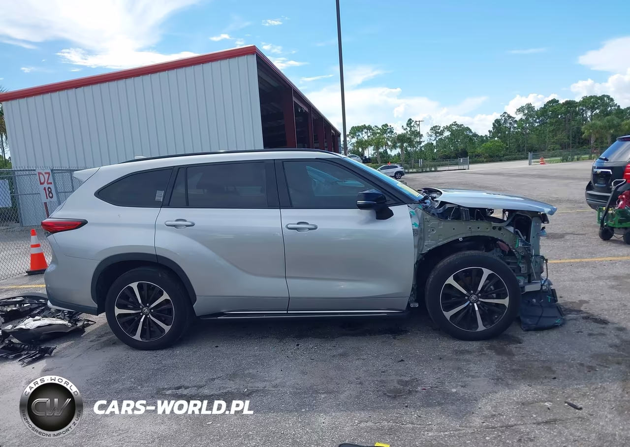 2022 Toyota Highlander Xse VIN:5TDLZRAH8NS123478 - 13