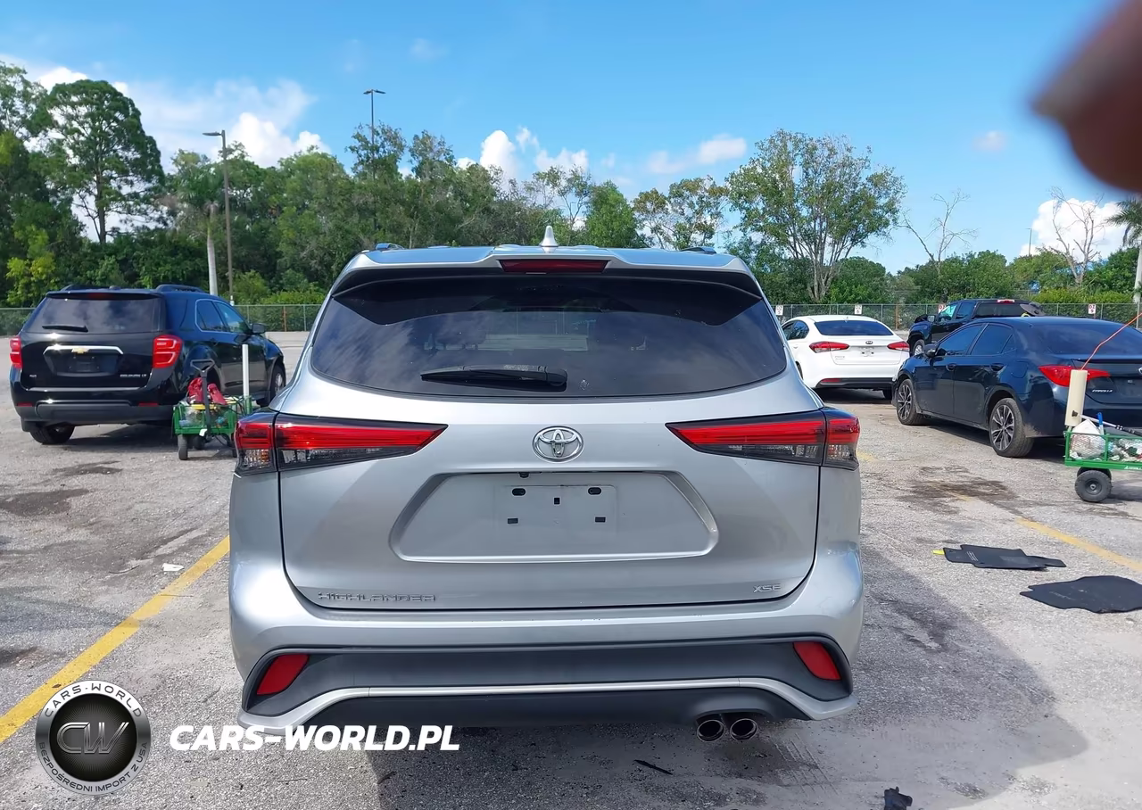 2022 Toyota Highlander Xse VIN:5TDLZRAH8NS123478 - 16