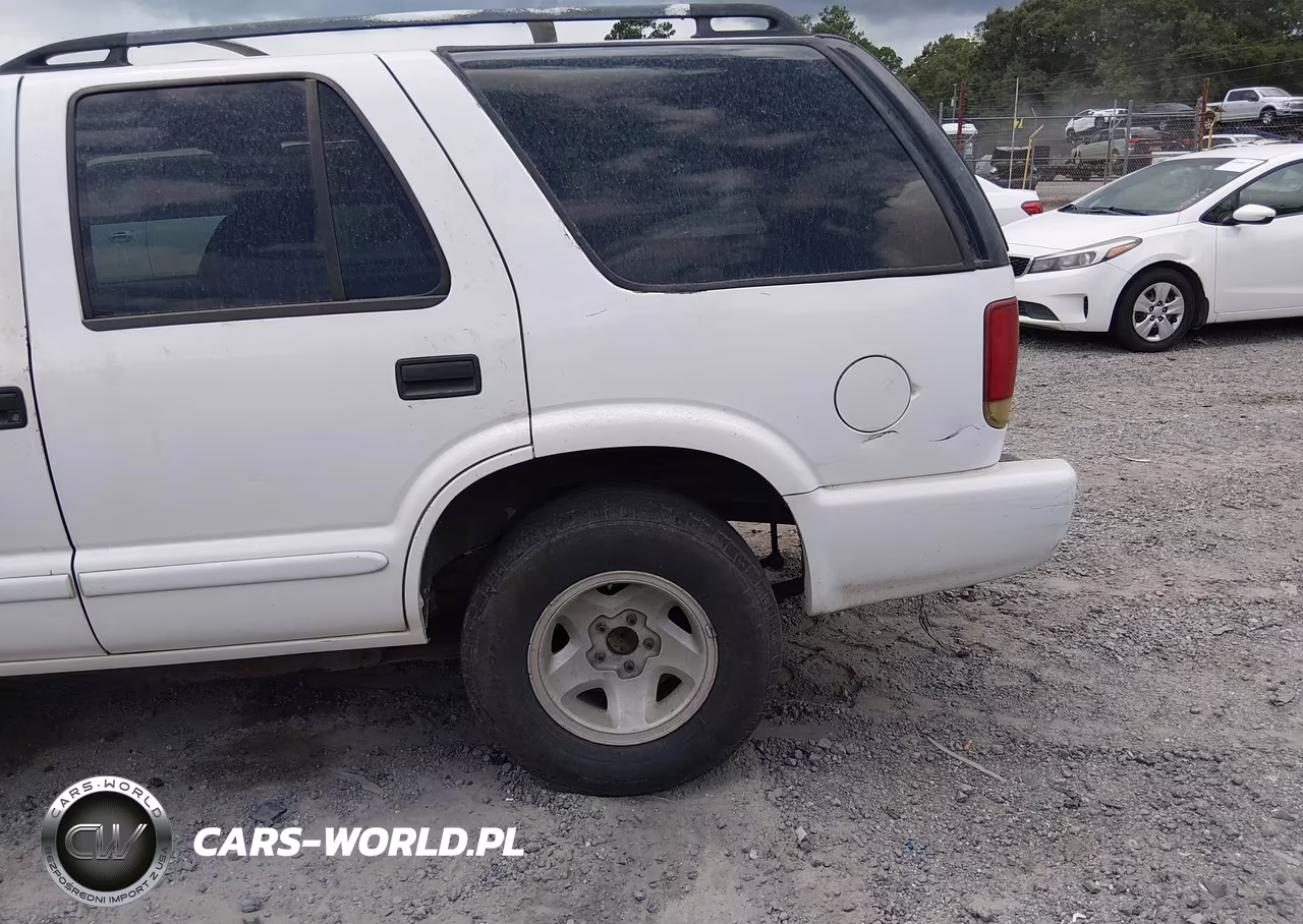 2004 Chevrolet Blazer Ls VIN:1GNCS13X14K149959 - 12