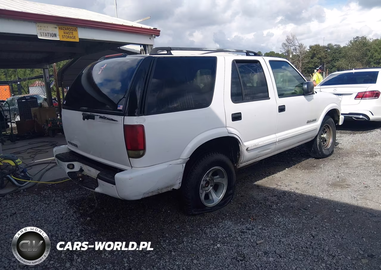2004 Chevrolet Blazer Ls VIN:1GNCS13X14K149959 - 4