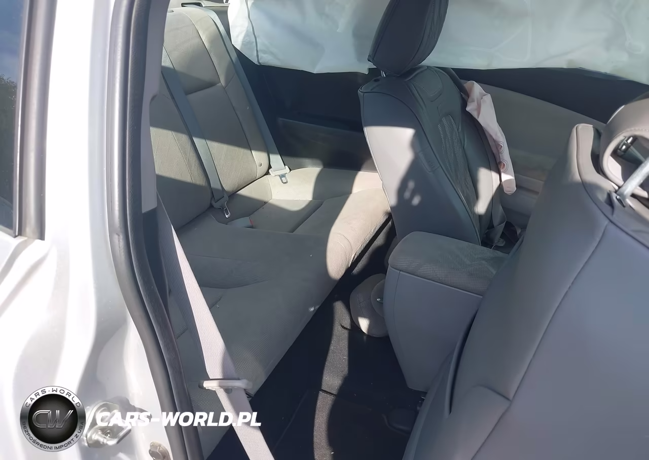 2012 Honda Civic Lx VIN:2HGFG3B57CH510914 - 8