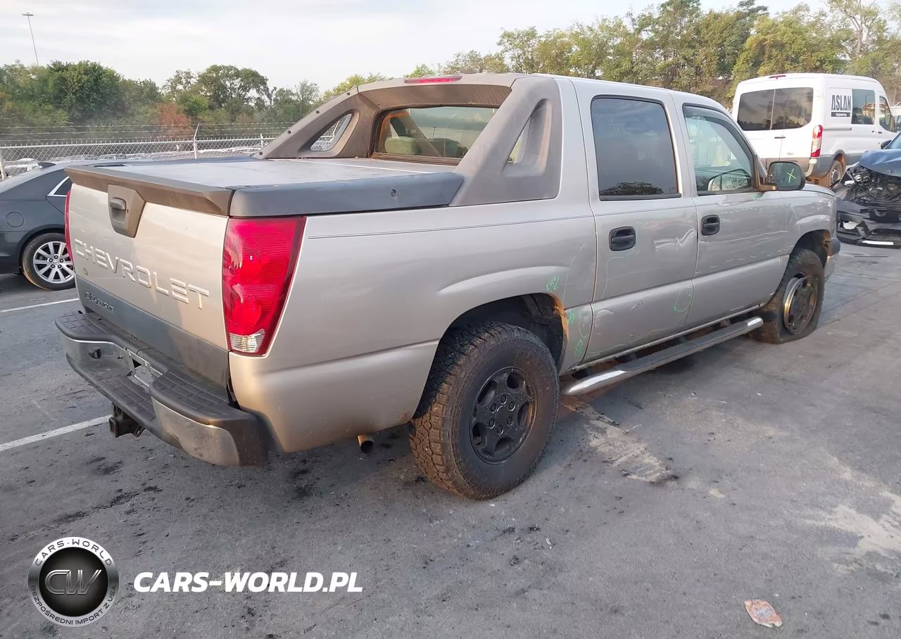 2005 Chevrolet Avalanche 1500 Ls VIN:3GNEC12Z05G272542 - 4