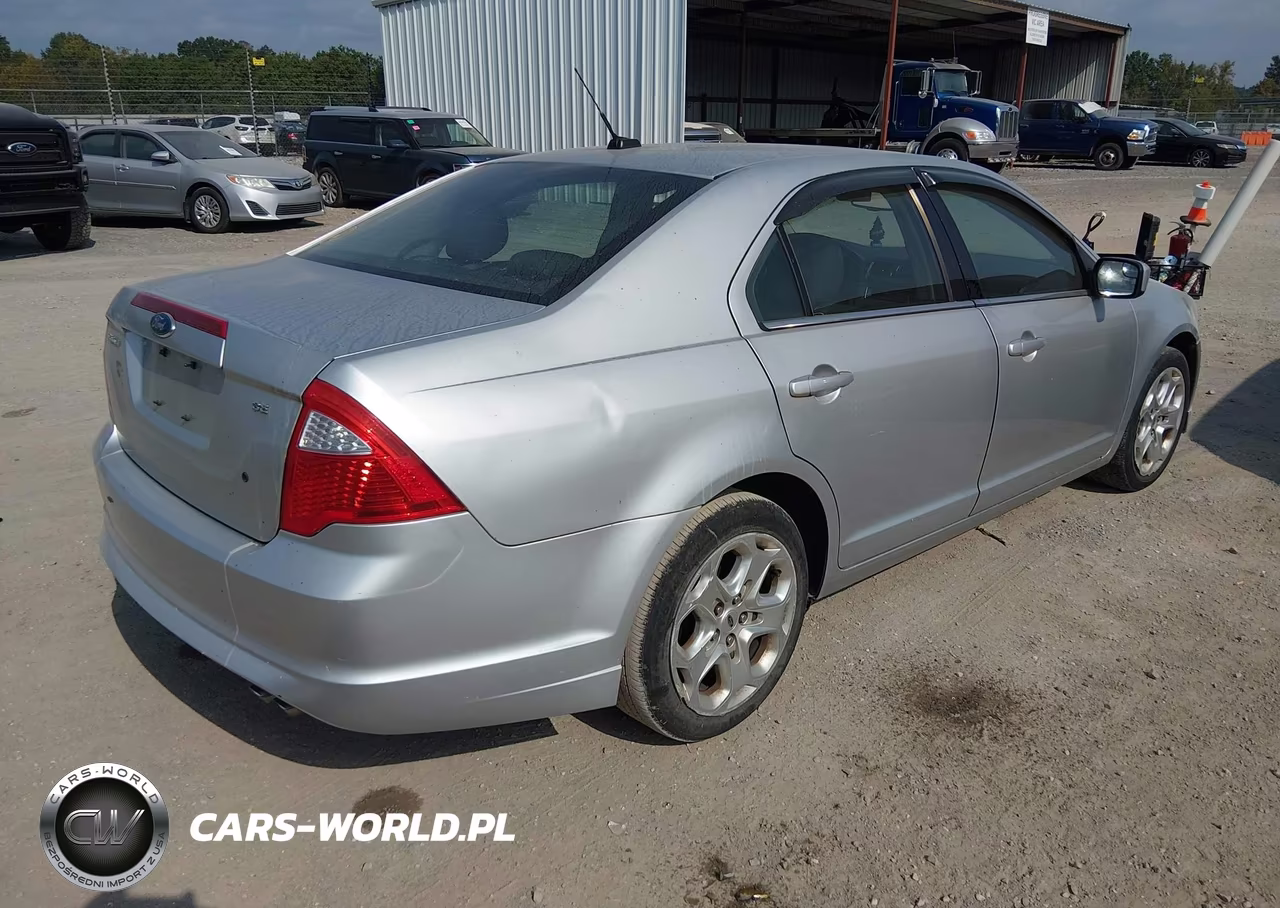 2011 Ford Fusion Se VIN:3FAHP0HA9BR148006 - 4