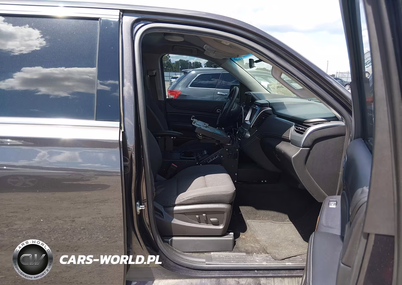 2016 Chevrolet Tahoe Commercial VIN:1GNSKDEC7GR327473 - 5