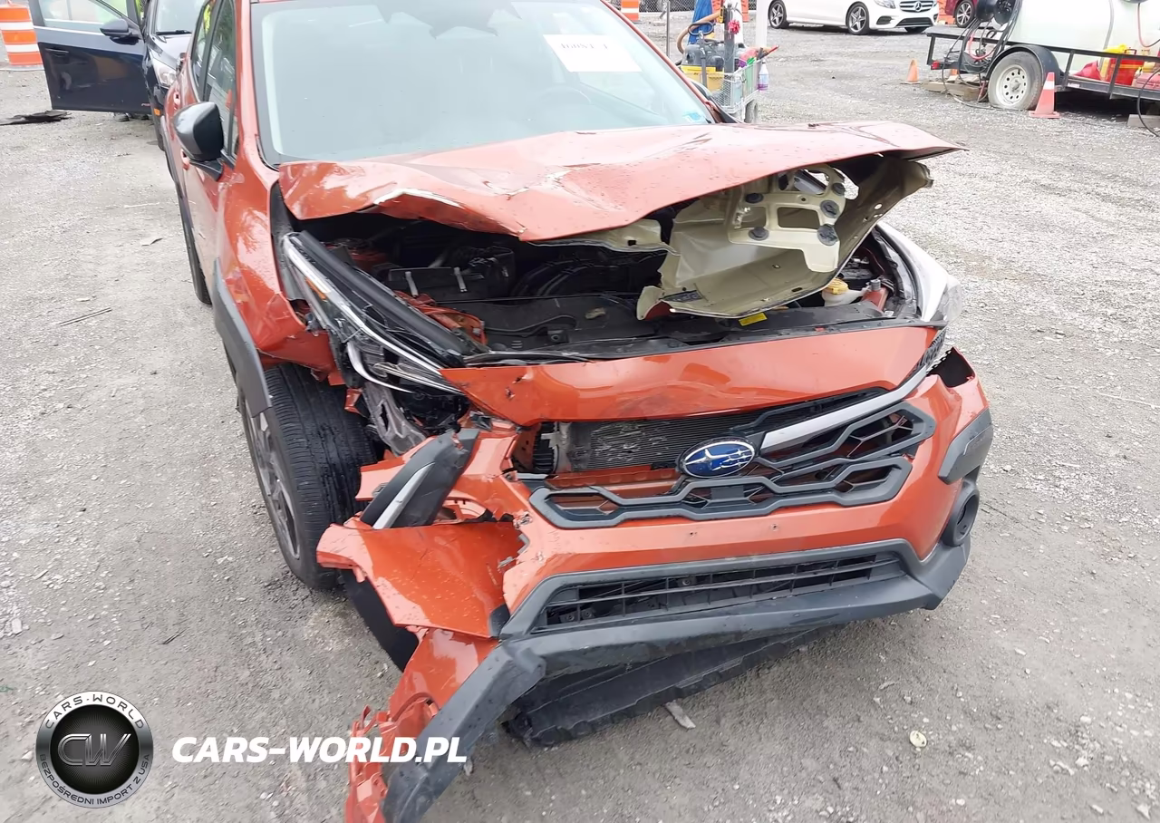 2024 Subaru Crosstrek Limited VIN:4S4GUHM67R3799492 - 6