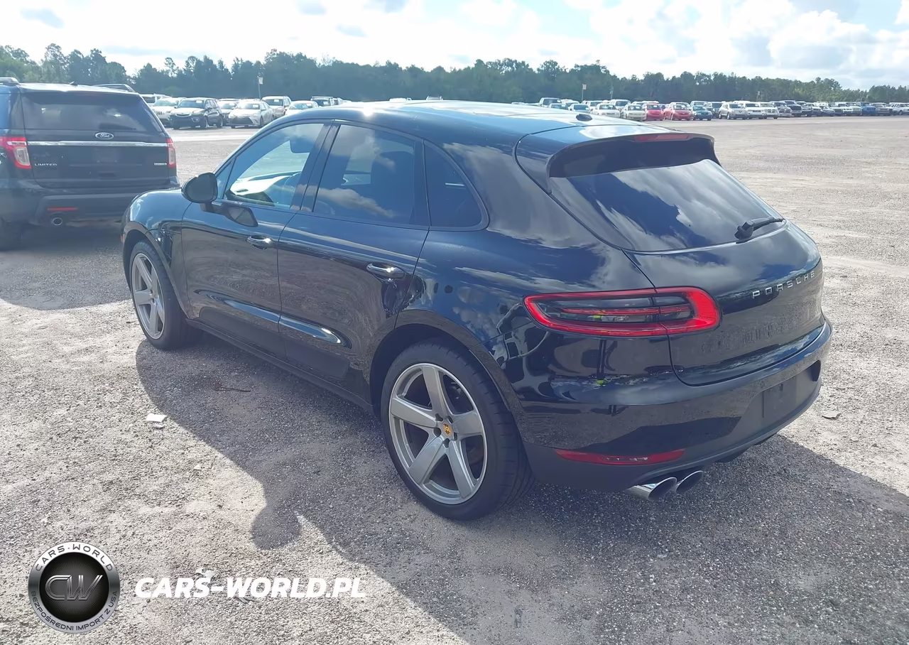 2018 Porsche Macan Sport Edition VIN:WP1AA2A58JLB13782 - 3
