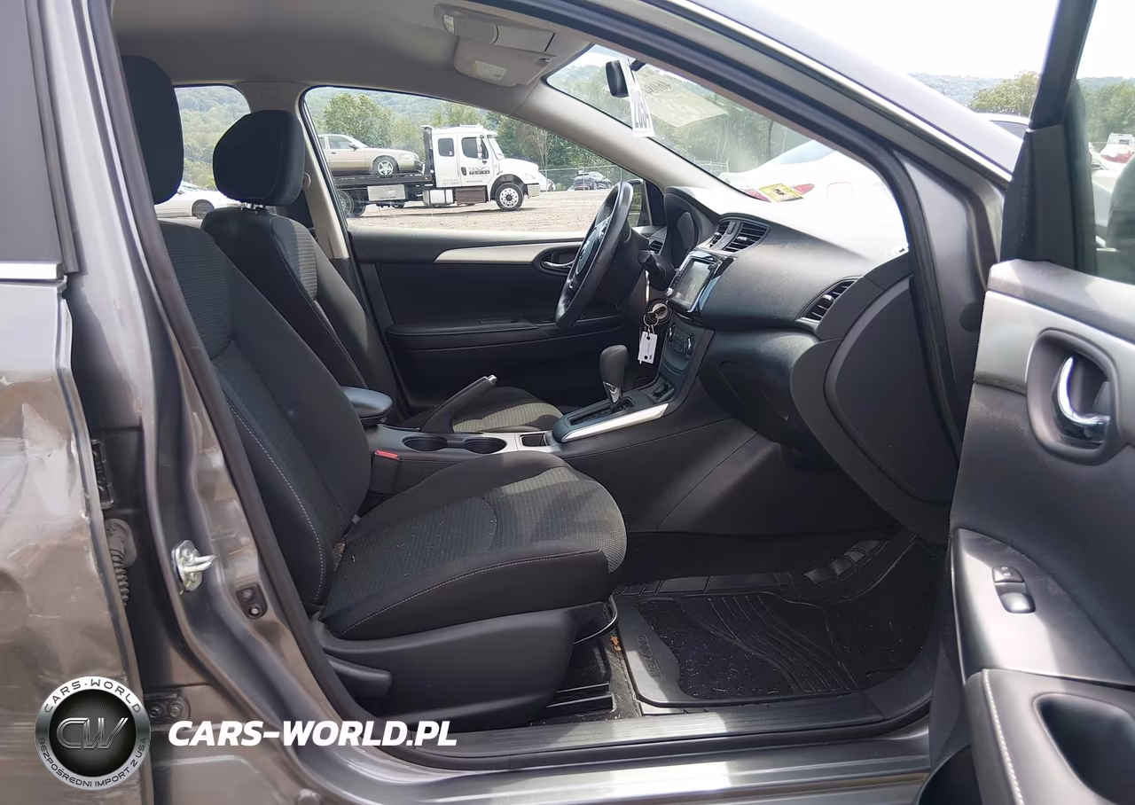 2019 Nissan Sentra S VIN:3N1AB7AP0KY237814 - 5