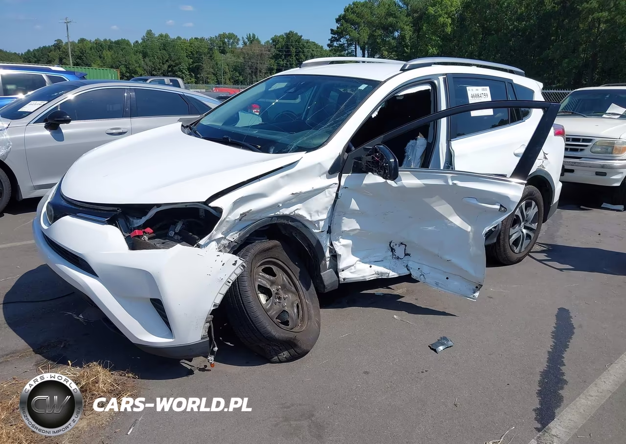2018 Toyota Rav4 Le VIN:2T3ZFREV0JW495148 - 2